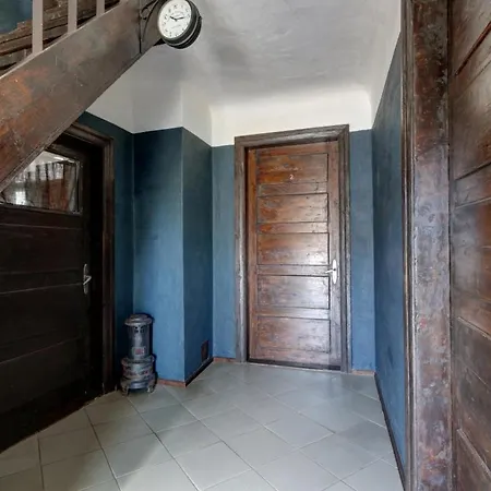 Homestay Braslu Maja *